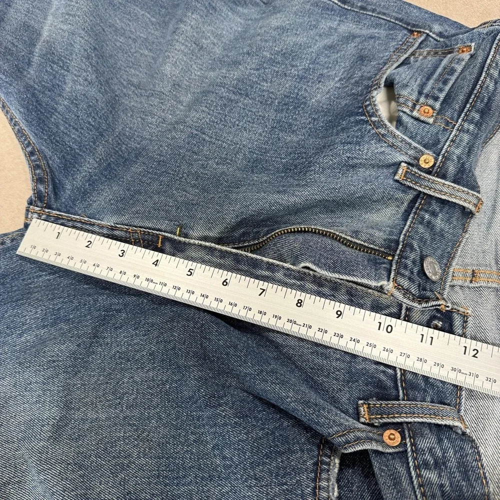 Levis 505 Jeans Mens 36x32 Blue Medium Wash Straight Denim Regular Fit Cotton‎